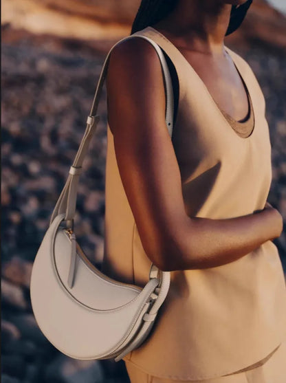 Borsa a tracolla da donna alla moda Borsa tote di alta qualità Borsa a forma di mezzaluna Borsa a tracolla in pelle liscia Tote Borsa sotto le ascelle B2